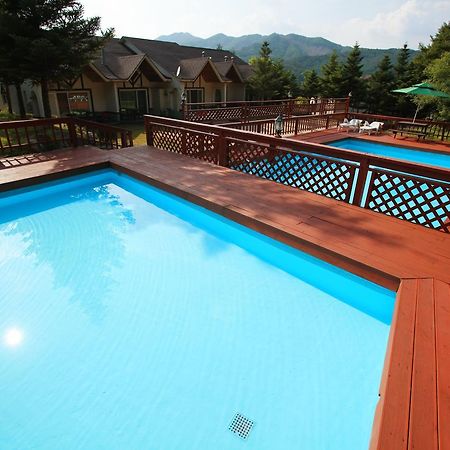 Pyeongchang Iris Pension Экстерьер фото