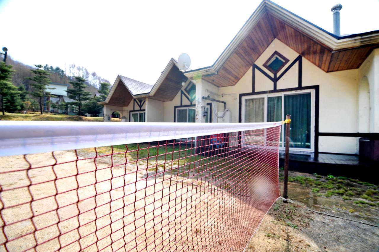 Pyeongchang Iris Pension Экстерьер фото