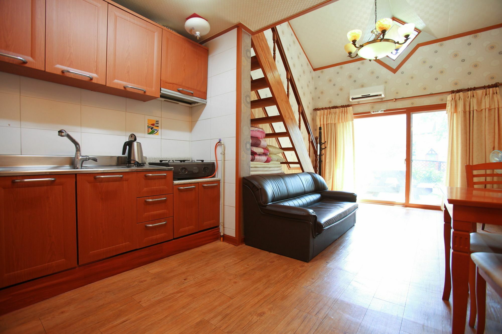 Pyeongchang Iris Pension Экстерьер фото