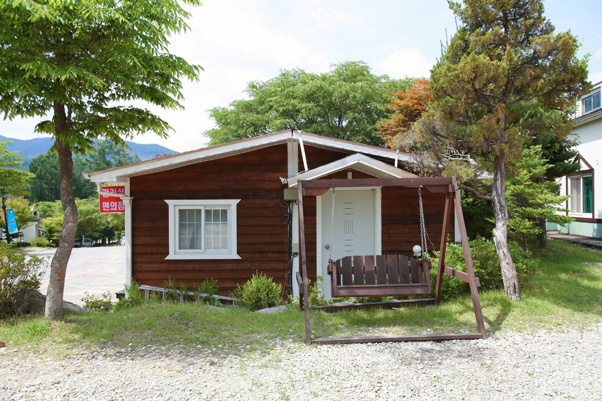 Pyeongchang Iris Pension Экстерьер фото